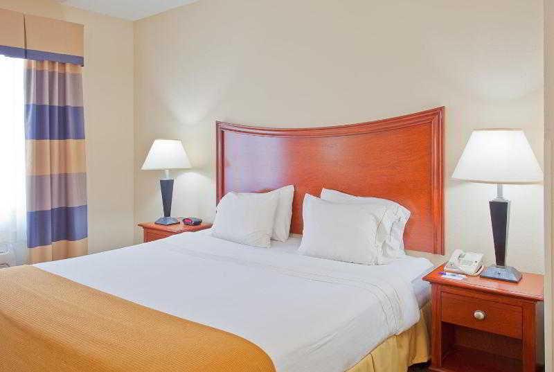 Holiday Inn Express & Suites Pensacola West I-10, An Ihg Hotel Pokoj fotografie